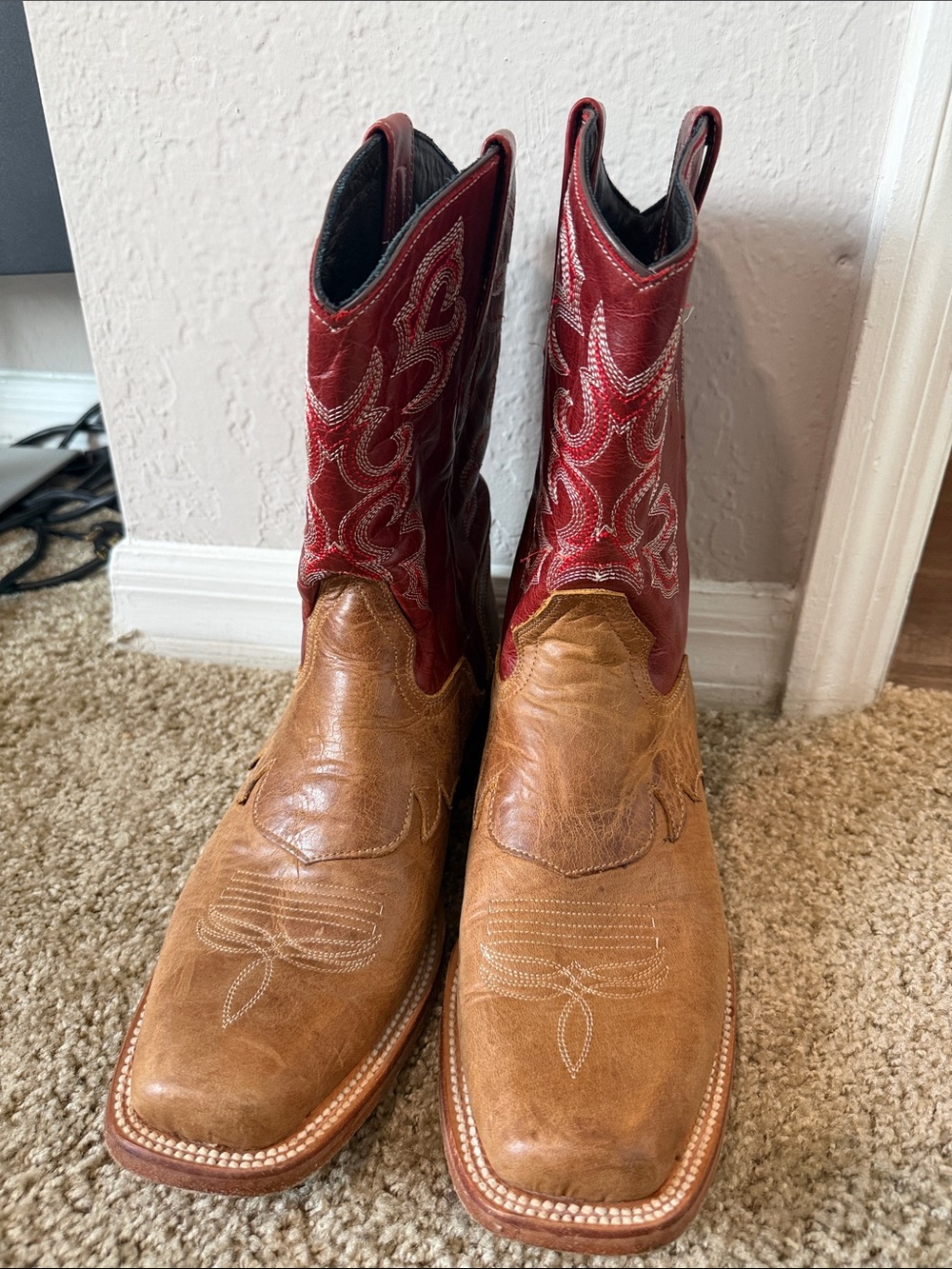 J.B. Dillon Men’s Western Cowboy Boots Size 10D Brown & Burgundy Leather